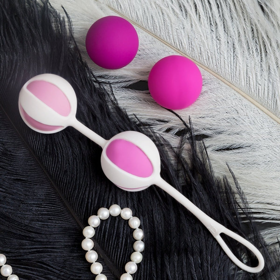 Вправи з кульками Кегеля Вправи з кульками Кегеля